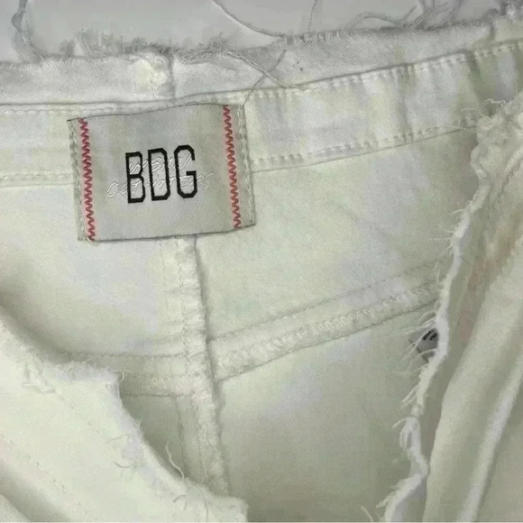 White Flare Wide Leg High-Waisted Jeans - Picture 3 of 9